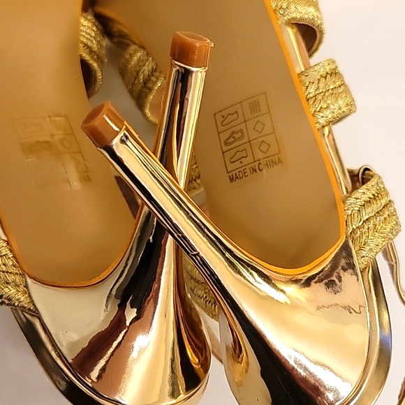 Gorgeous Lady GODIVA | Stiletto Gold Metallic Rope | Heels | Open | Size 10 - Picture 8 of 17